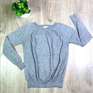 ANGL Women's Gray Long Sleeve Crew Neck Sweater
